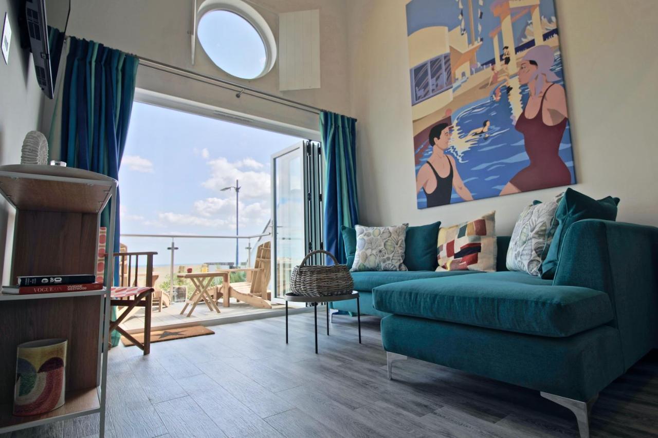 Beach Hut Suites Bognor Regis Exterior photo